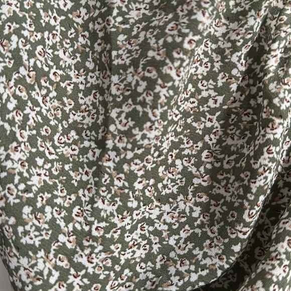 NWOT Green Floral Tullabee Dress - Picture 8 of 9